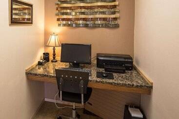 هتل Quality Inn & Suites Coeur d'Alene