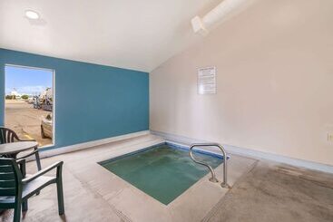 هتل Quality Inn & Suites Coeur d'Alene