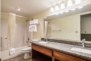 هتل Quality Inn & Suites Coeur d'Alene
