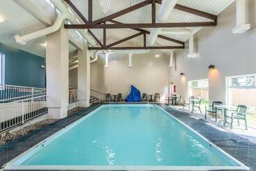 هتل Quality Inn & Suites Coeur d'Alene