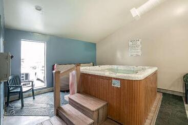 هتل Quality Inn & Suites Coeur d'Alene
