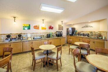 هتل Quality Inn & Suites Coeur d'Alene