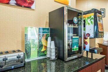 هتل Quality Inn & Suites Kansas City I435n Near Sports Complex