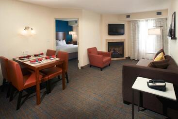 هتل Residence Inn By Marriott Saginaw