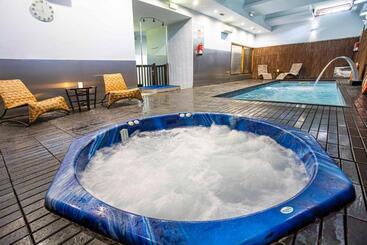 هتل روستایی La Casona Encanto Rural   Apartahotel Spa Llanes