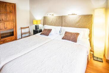 هتل روستایی La Casona Encanto Rural   Apartahotel Spa Llanes