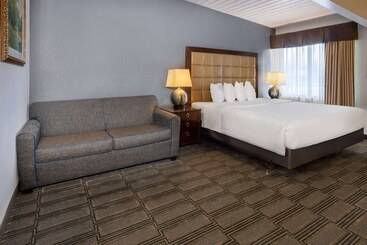 هتل Travelodge By Wyndham Appleton