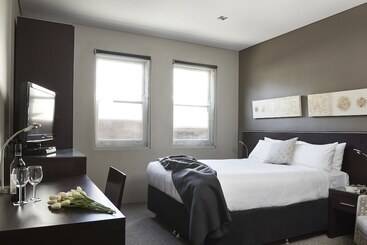 Vulcan Hotel Sydney