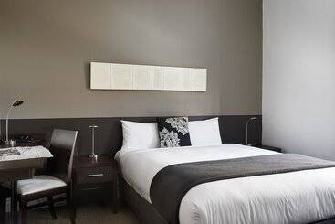 Vulcan Hotel Sydney