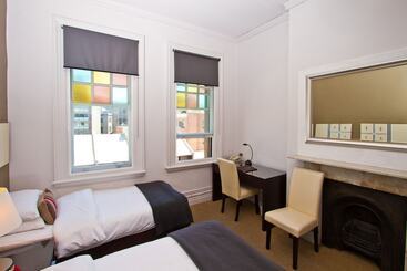 Vulcan Hotel Sydney