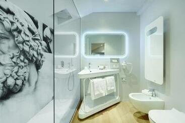 هتل Youme Design Place