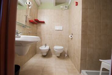Kona Hotel Verona By Kleos Group Collection