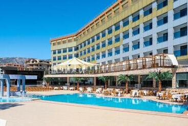 Kirbiyik Resort Hotel   All Inclusive