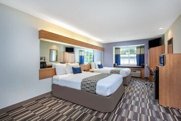 Microtel Inn & Suites By Wyndham Lillington/campbell University