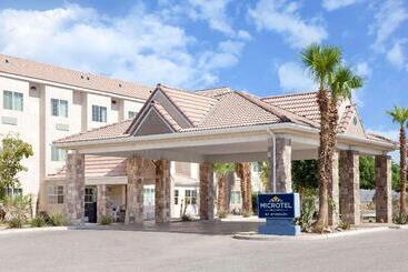 Microtel Inn & Suites By Wyndham Wellton