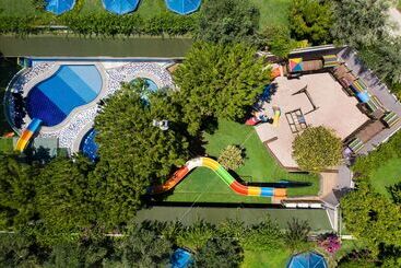 Susesi Luxury Resort