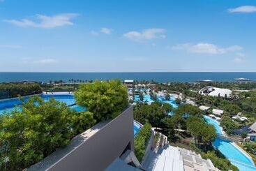 Susesi Luxury Resort