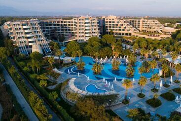 Susesi Luxury Resort