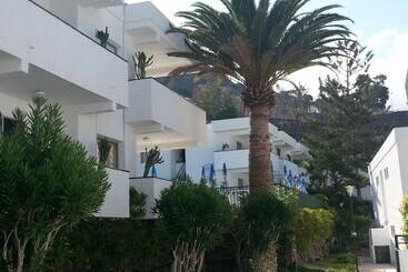 El Sombrero Apartments Los Gigantes