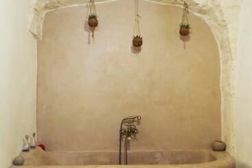 هتل Albergo Diffuso Sotto Le Cummerse