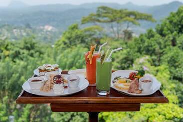 هتل Amaya Hills Kandy