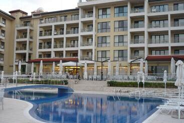 酒店 Byala Beach Resort