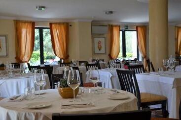 هتل Castellaro Golf Resort