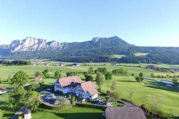 هتل Drachenwand   Mondsee