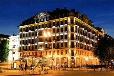 酒店 Europe