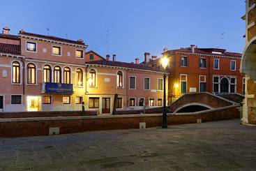 Excess Venice Boutique Hotel & Private Spa   Adults Only