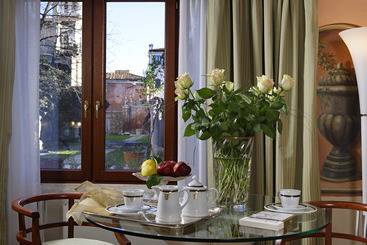 Excess Venice Boutique Hotel & Private Spa   Adults Only