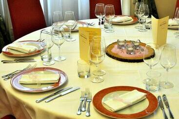 Grand Hotel Entourage   Palazzo Strassoldo