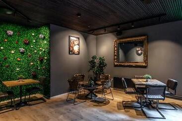 هتل ísland   Spa & Wellness