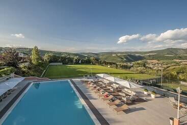 ホテル La Reggia Sporting Center