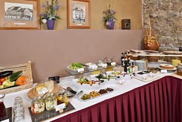 Lh Hotel Dvořák Tábor Congress & Wellness