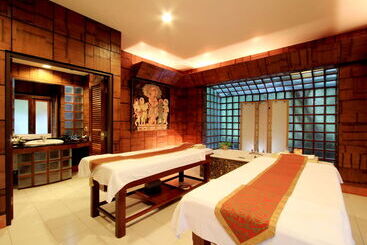 هتل Mom Tri S Villa Royale   Sha Plus