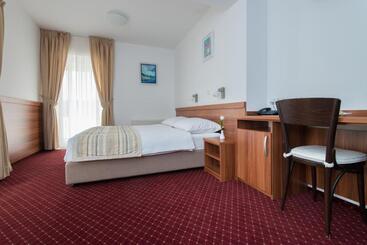 هتل Villa Nova