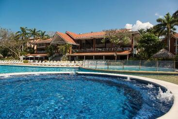 هتل Occidental Tamarindo All Inclusive