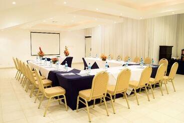 هتل Occidental Tamarindo All Inclusive