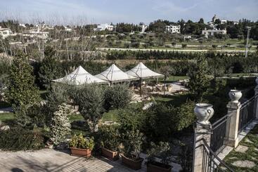 هتل Relais Masseria Serritella