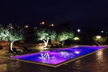 هتل Relais Masseria Serritella