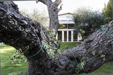 هتل Relais Masseria Serritella
