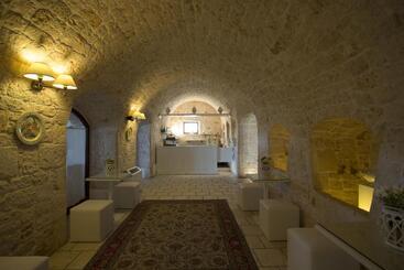 هتل Relais Masseria Serritella