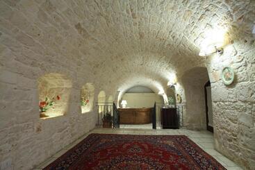 هتل Relais Masseria Serritella