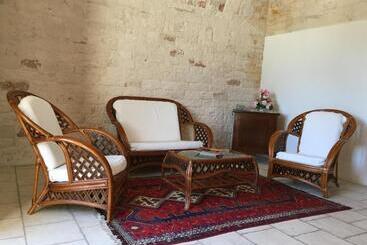 هتل Relais Masseria Serritella
