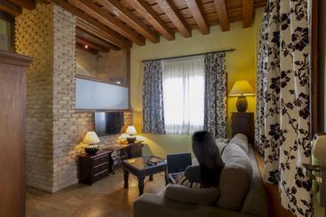 هتل روستایی Ibersol La Casona de Andrea