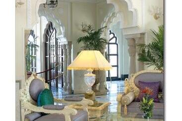 هتل Shiv Vilas Resort