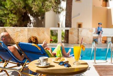 Sirios Village Hotel & Bungalows   All Inclusive