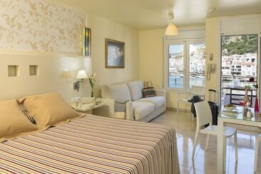 هتل Spa Cap De Creus