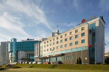 هتل Victoria  & Business Centre Minsk